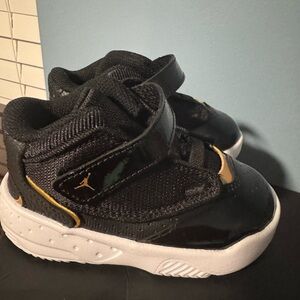 Nike Jordan Max Aura 4 Infant/Toddler Shoes